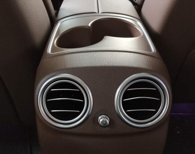 宝马5系和奔驰e和奥迪a6l怎么选,50万级别奔驰跟路虎怎么选