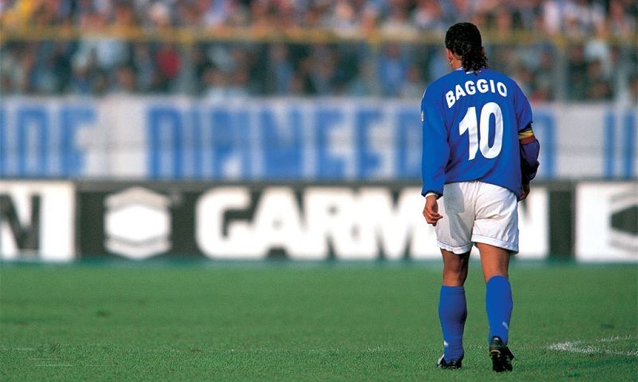 每一次的背影远去，足球世界的又一次阵痛！