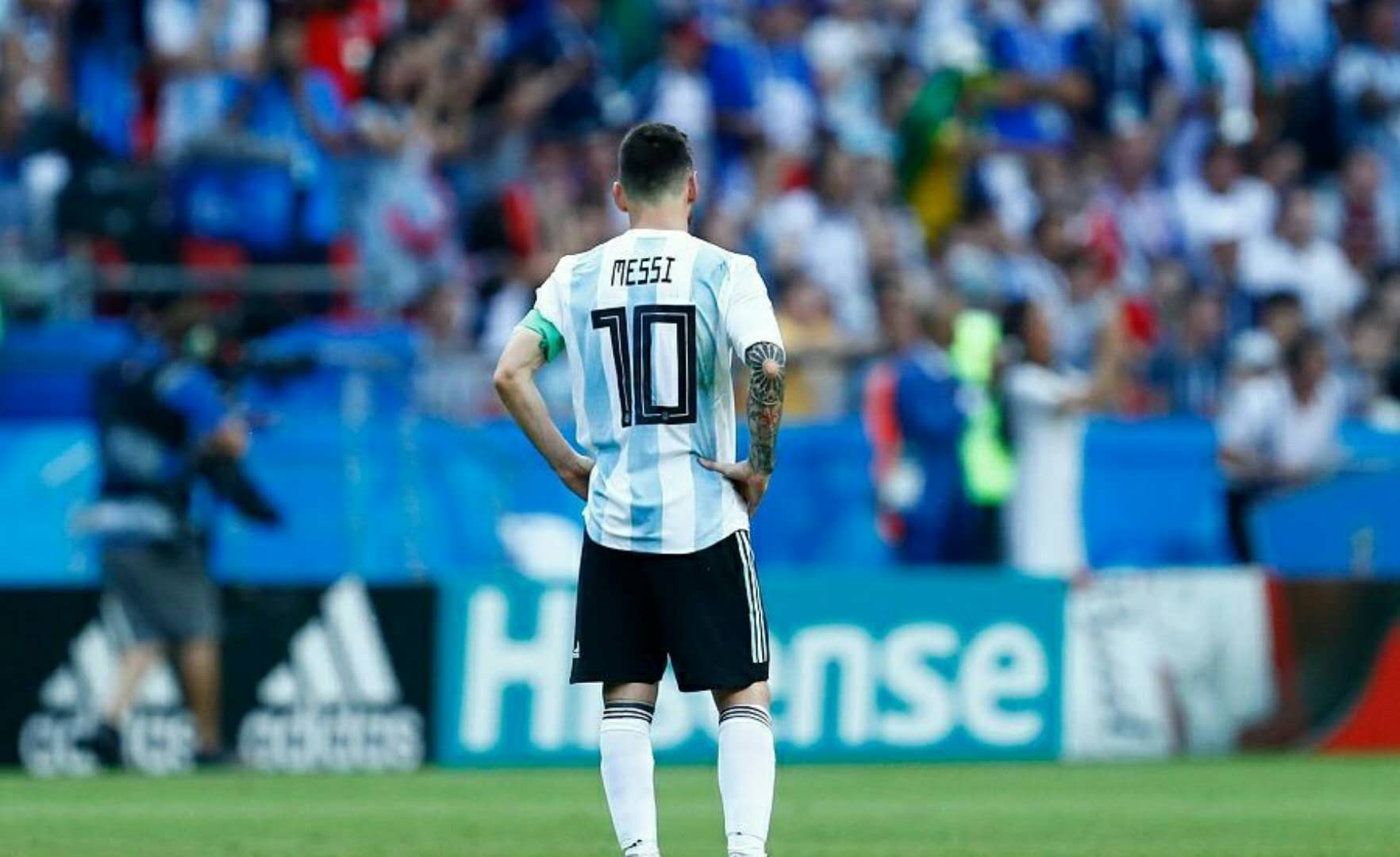 每一次的背影远去，足球世界的又一次阵痛！