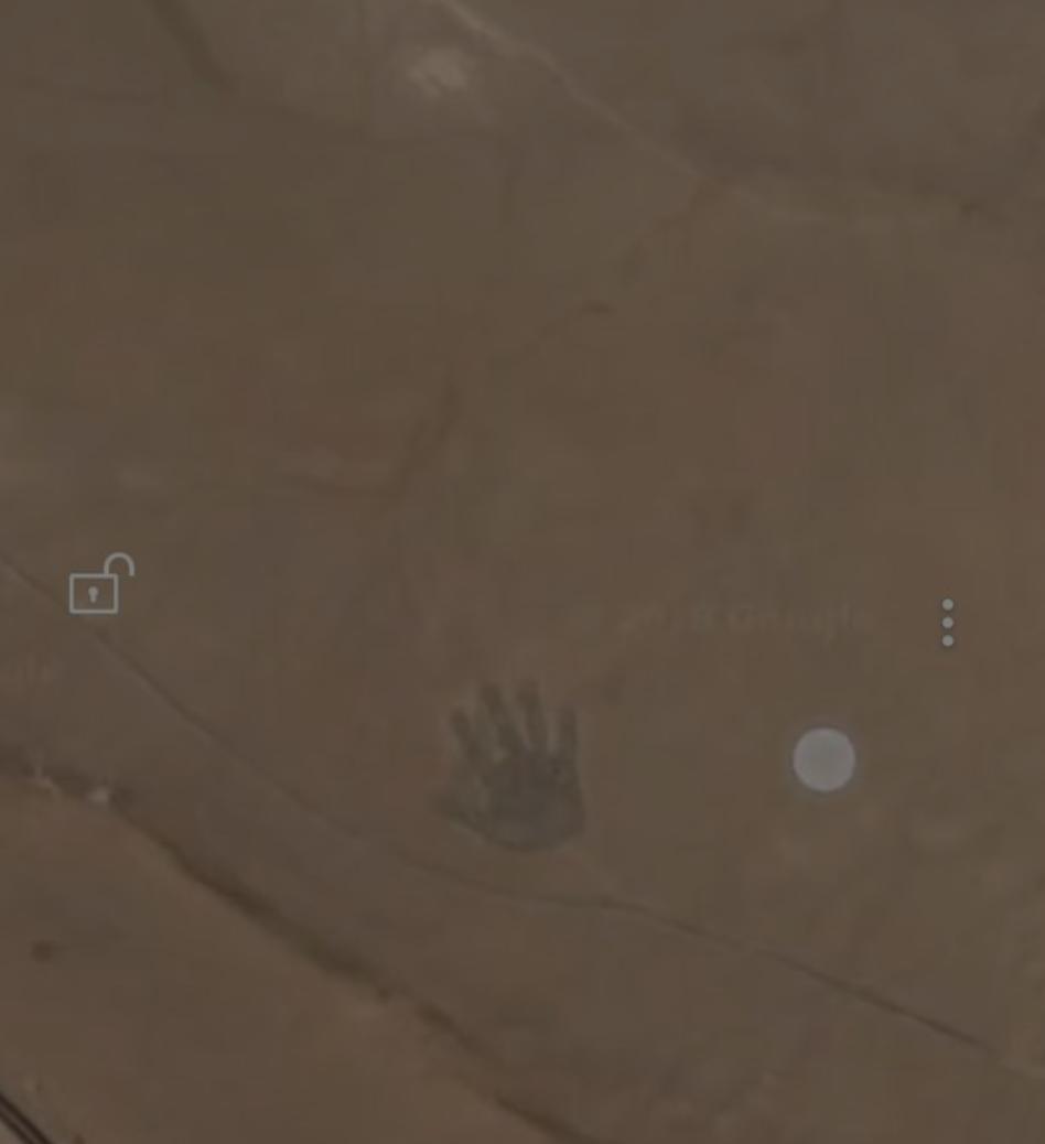 内蒙古巨型手掌怎么回事,内蒙古巨大手掌