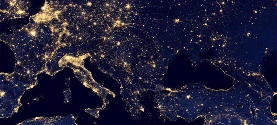 “无线电狂人”简云定：三秒干掉智能锁的骚操作是如何做到的？