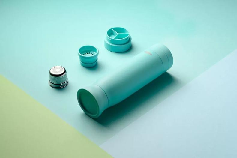 当代女孩喝奶茶,女孩子的快乐都是一杯奶茶给的