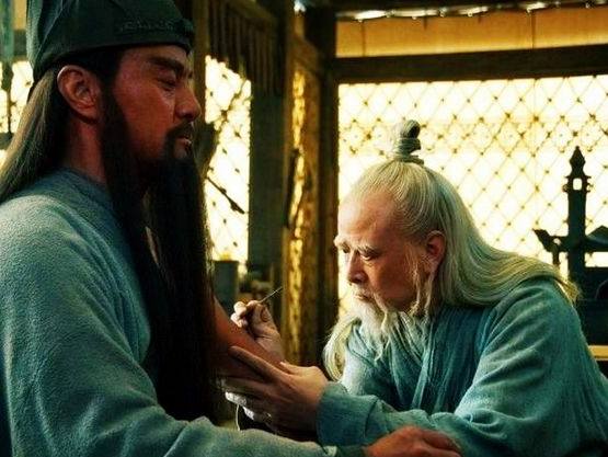 关羽和夏侯惇交战谁的级别高,关羽刮骨疗毒对比夏侯惇更狠