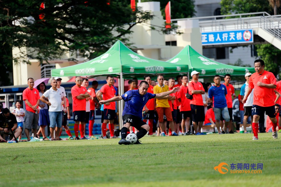 东莞校友足球联赛,广东省东莞市松山湖中学足球比赛