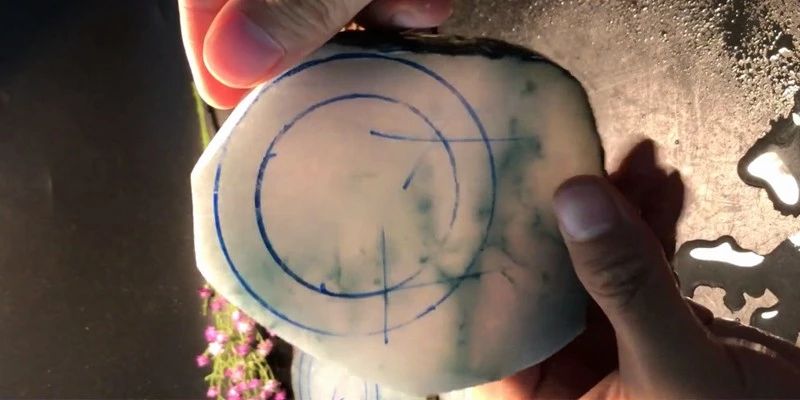 在缅甸买的翡翠手镯,缅甸天然老坑冰种飘花水润通透