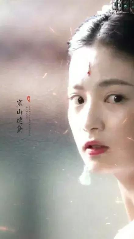 15岁“被P裸照，辍学，陪睡”？如今复出演大IP又被关系户截胡？