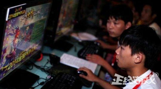 玩家为了玩游戏有多拼命？高考状元为了打比赛，手写40多页秘籍！