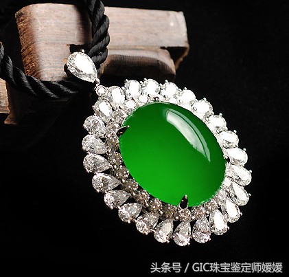 借一双慧眼看美丽的风景,欣赏一下翡翠之美