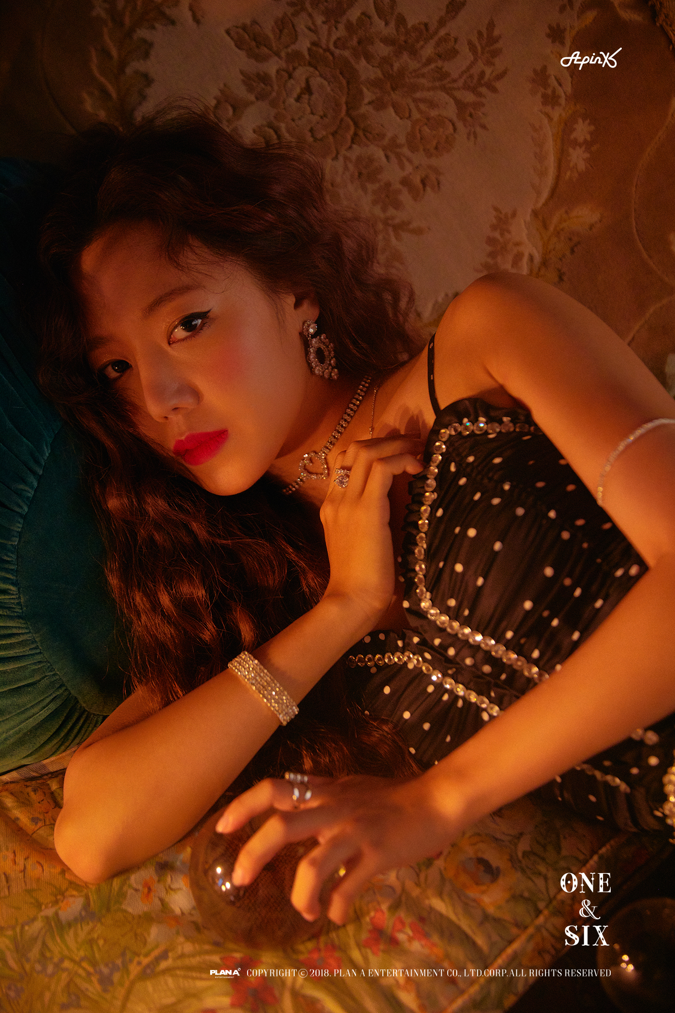 apink最新回归打歌舞台,一点都没有apink专辑开箱