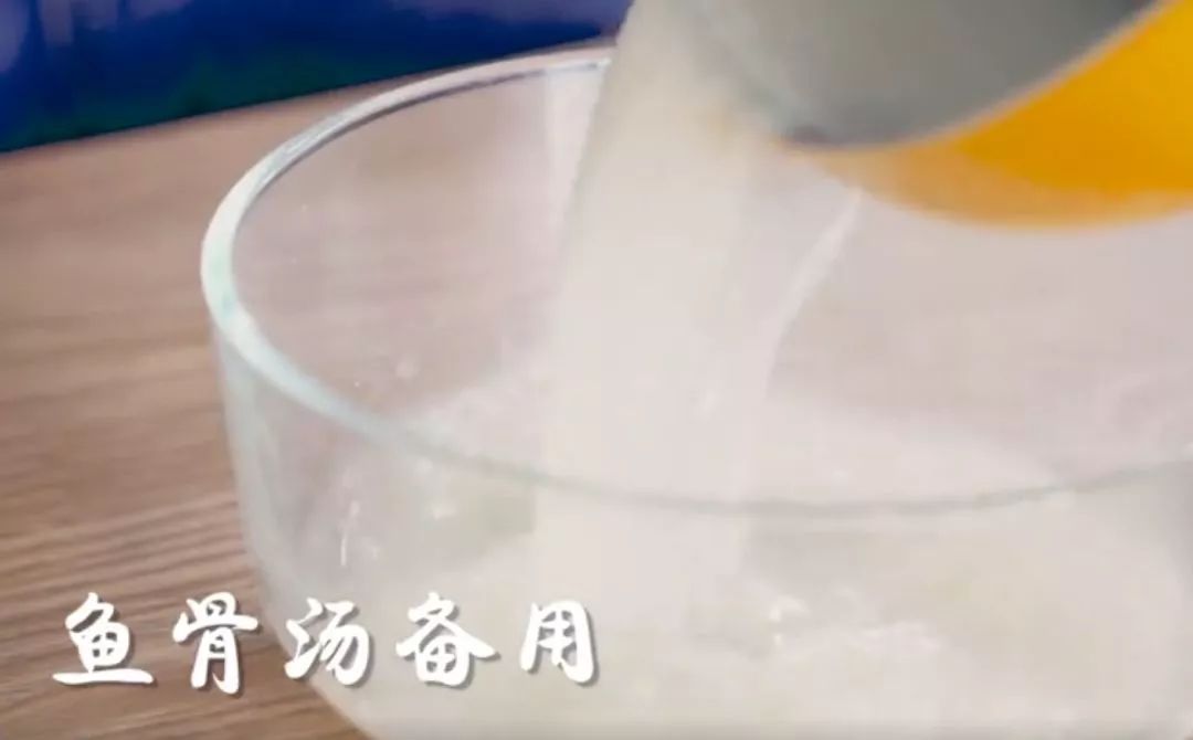 柠檬水的正确喝法用什么水,这才是正确的冲泡方法