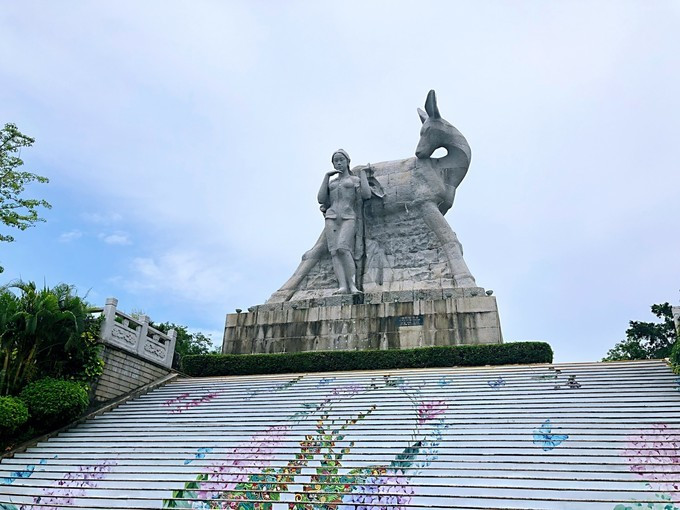 带你到三亚感受不一样的美食美景,三亚之行怎能错过这些美食和美景