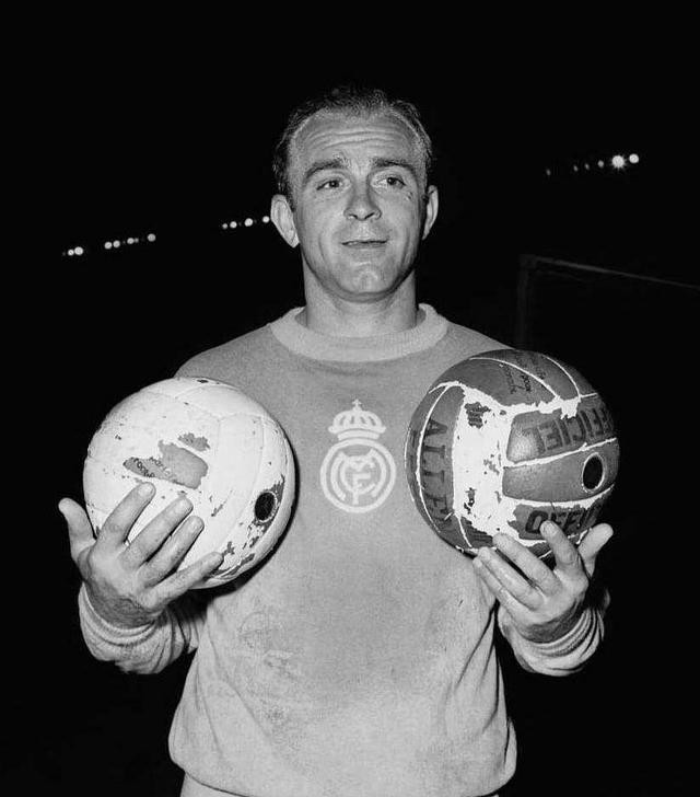 世界足坛近十年十大最强球星,世界足坛最伟大的十大球星