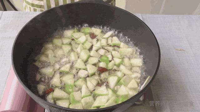 宝妈喝什么汤可以增强宝宝免疫力,增强抵抗力的宝宝爱喝冬季果汁