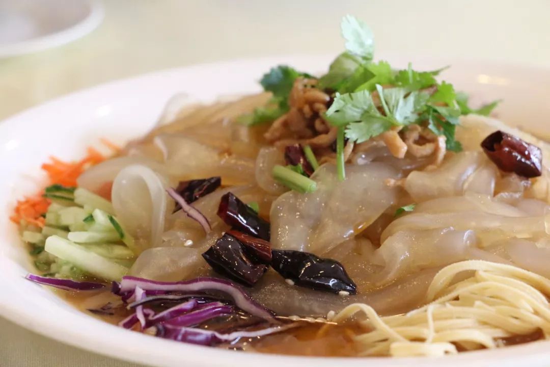 这家开了87年的老店酱汁才是灵魂,这家开了二十多年的猪蹄老店