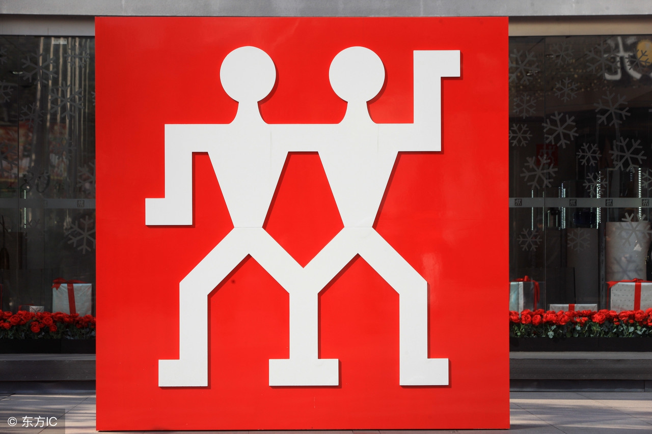 双立人跟章丘锅哪个好,双立人铁锅对比极牌铁锅