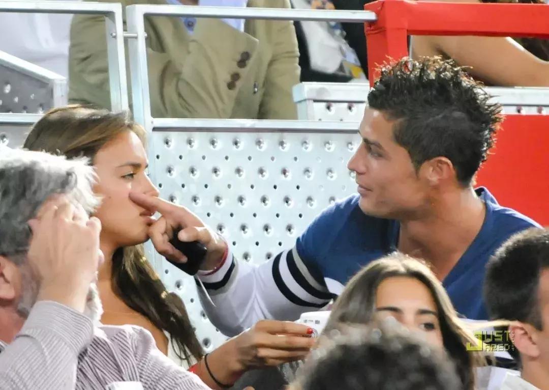 维密超模c罗全身照,维密超模伊莲娜和c罗