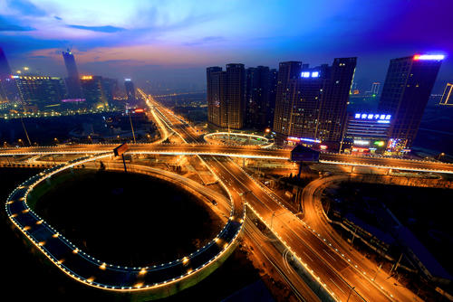 西安市政集团：装扮古都的一支“铁军”