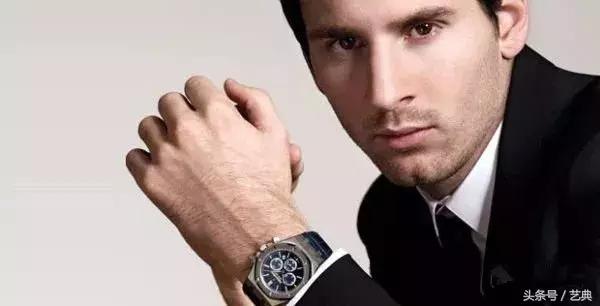 梅西c罗戴袖标,梅西c罗内马尔都戴什么表