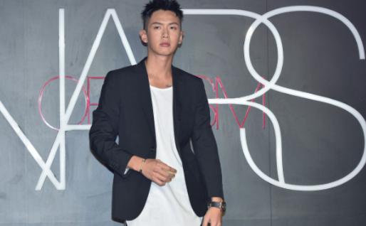 柯震东彩妆品牌,柯震东化妆品牌