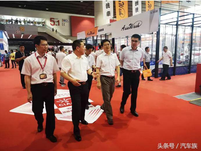第27届广州国际汽车用品、零配件及售后服务展开幕