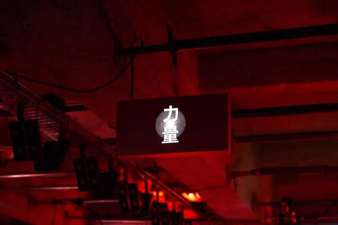 李宁lining,李宁li-ning国潮