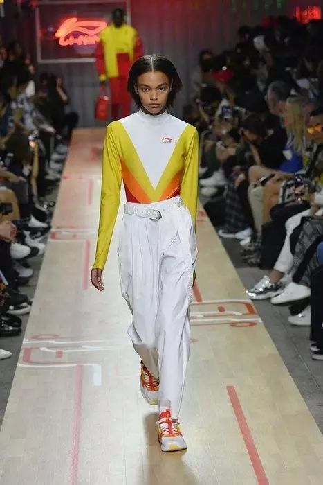 李宁lining,李宁li-ning国潮