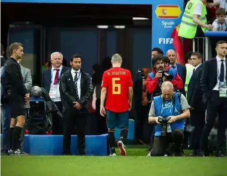 脱离底层圈子是一种解脱,走出底层的最快方式