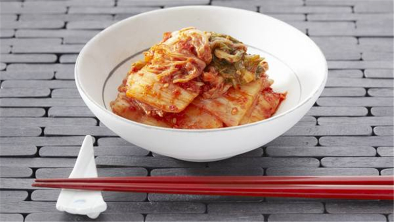 最简单的酸菜馅,腌酸菜的做法最简单