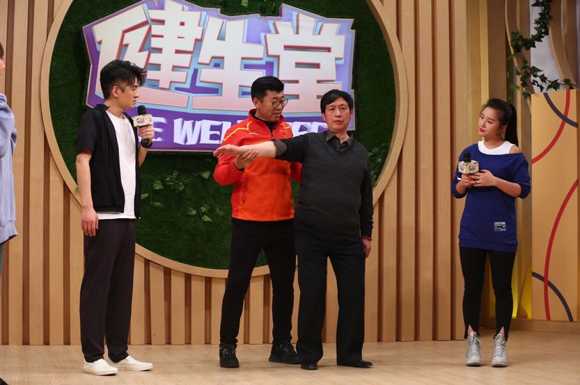 30分钟肩颈康复操肩周炎颈椎痛,肩部运动肩周炎康复正确锻炼方法