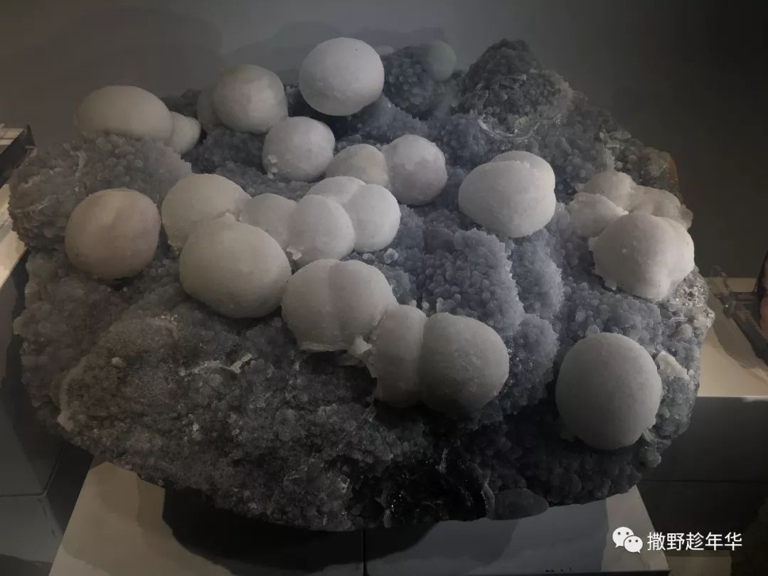 矿物精品展｜地壳深处的彩虹与少女心