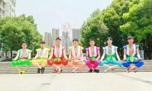 毕业季看玄幻,毕业季看哭10亿人