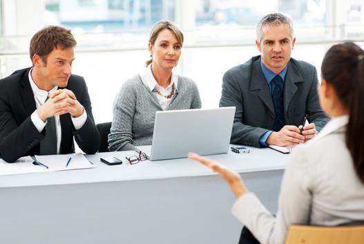 面试官立马录取技巧,面试官怎么巧妙的回复求职者