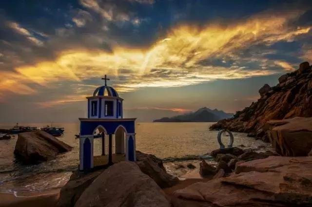 有一个地方，用镜头记录浪漫美景，一个见证幸福的东方爱情海！