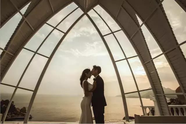 有一个地方，用镜头记录浪漫美景，一个见证幸福的东方爱情海！