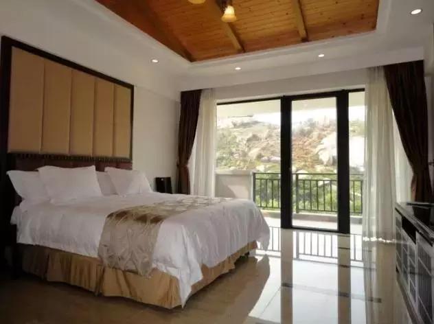 有一个地方，用镜头记录浪漫美景，一个见证幸福的东方爱情海！