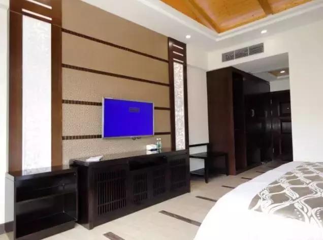 有一个地方，用镜头记录浪漫美景，一个见证幸福的东方爱情海！