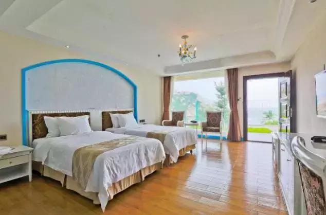 有一个地方，用镜头记录浪漫美景，一个见证幸福的东方爱情海！