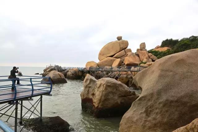 有一个地方，用镜头记录浪漫美景，一个见证幸福的东方爱情海！