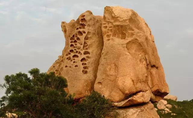 有一个地方，用镜头记录浪漫美景，一个见证幸福的东方爱情海！