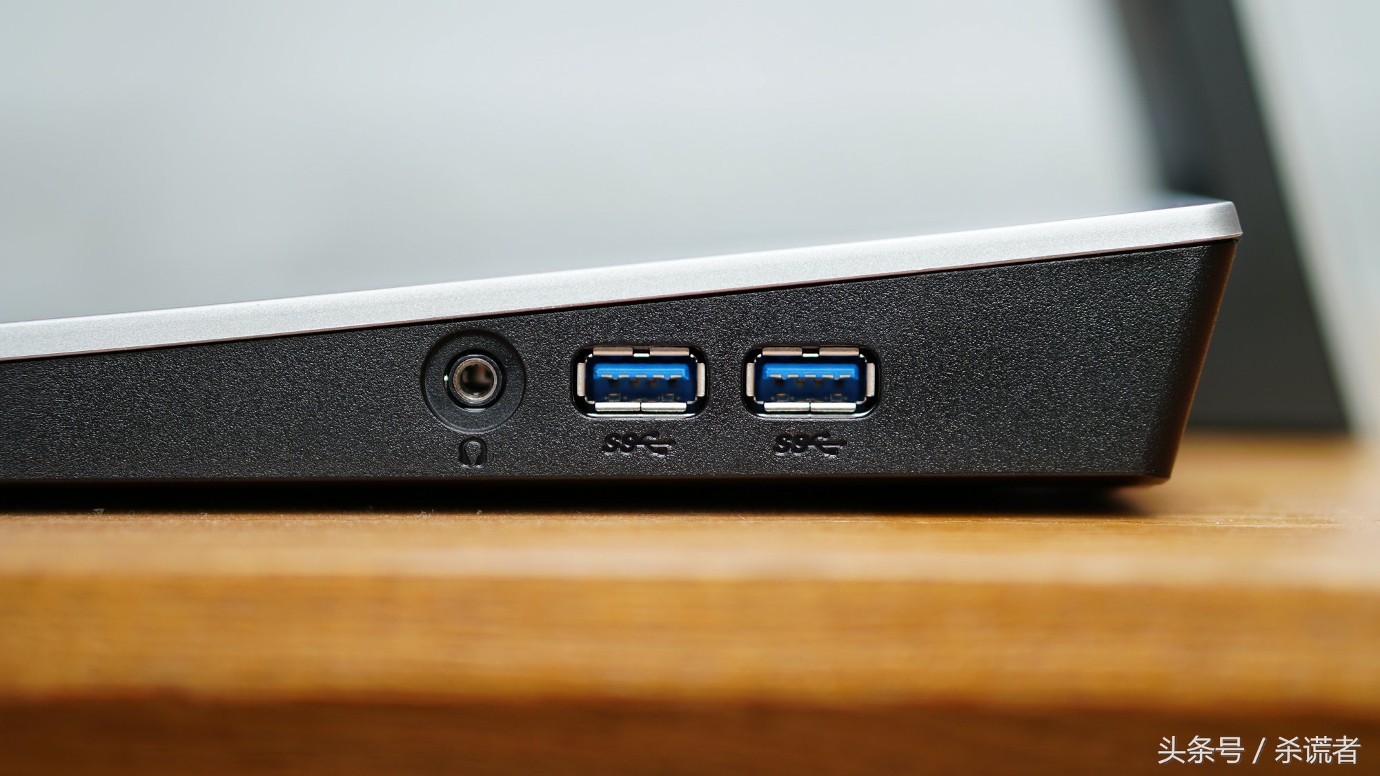 明基pd3220u专业显示器体验,明基PD2706U设计显示器