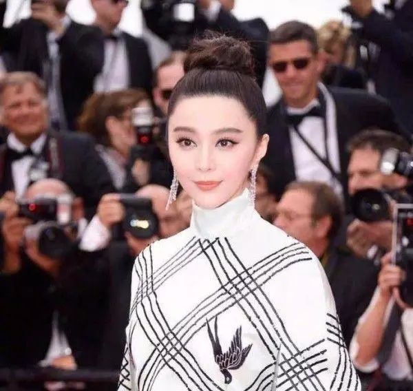 发际线太高显老这些神器了解一下,发际线不好看自己怎么弄