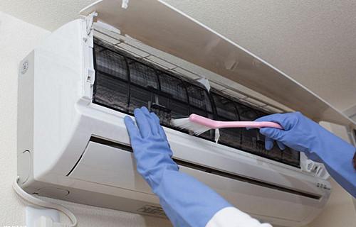 空调水槽一体的怎么清洗,格力q力空调内机水槽如何清理