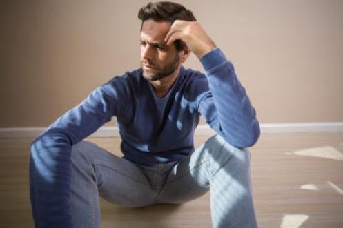 酒吧大屏幕看球,酒吧看球投影仪