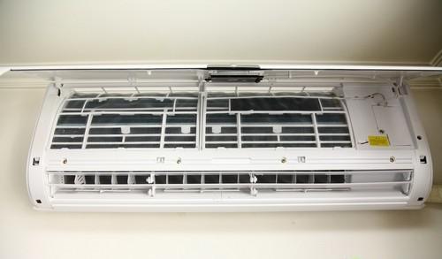 空调水槽一体的怎么清洗,格力q力空调内机水槽如何清理