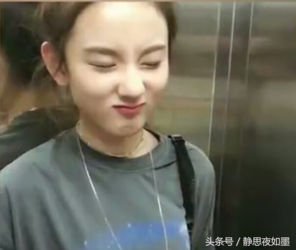 赵丽颖穿黑色开叉长裙优雅图片,女神赵丽颖最惊艳的10套礼服