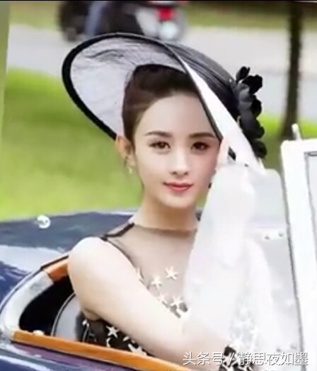 赵丽颖穿黑色开叉长裙优雅图片,女神赵丽颖最惊艳的10套礼服