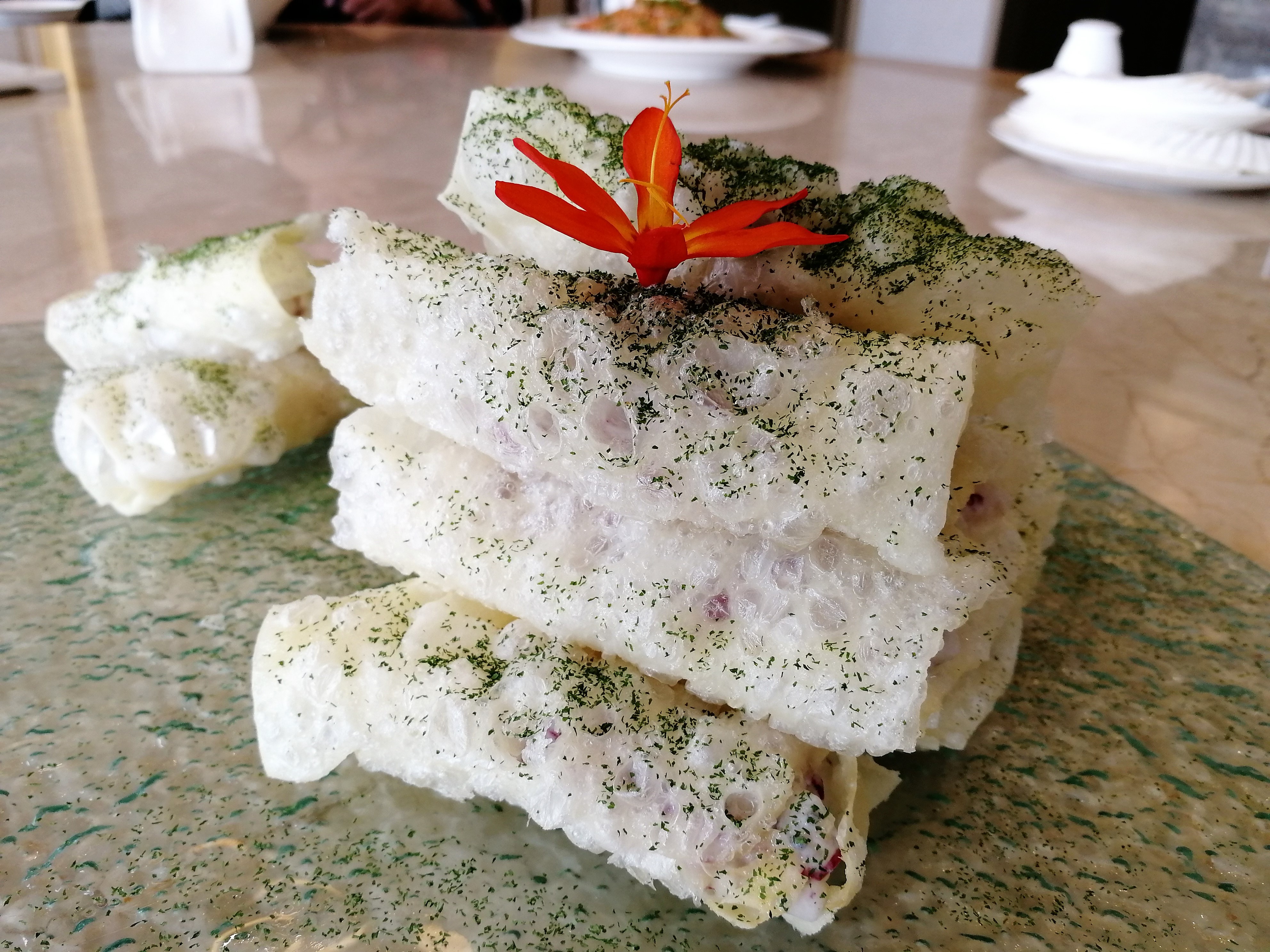 看花海，泡温泉，吃美食，这样的度假风你爱不爱？