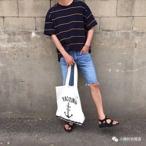 男士夏季牛仔裤穿搭技巧,牛仔裤穿搭男士夏季高级感