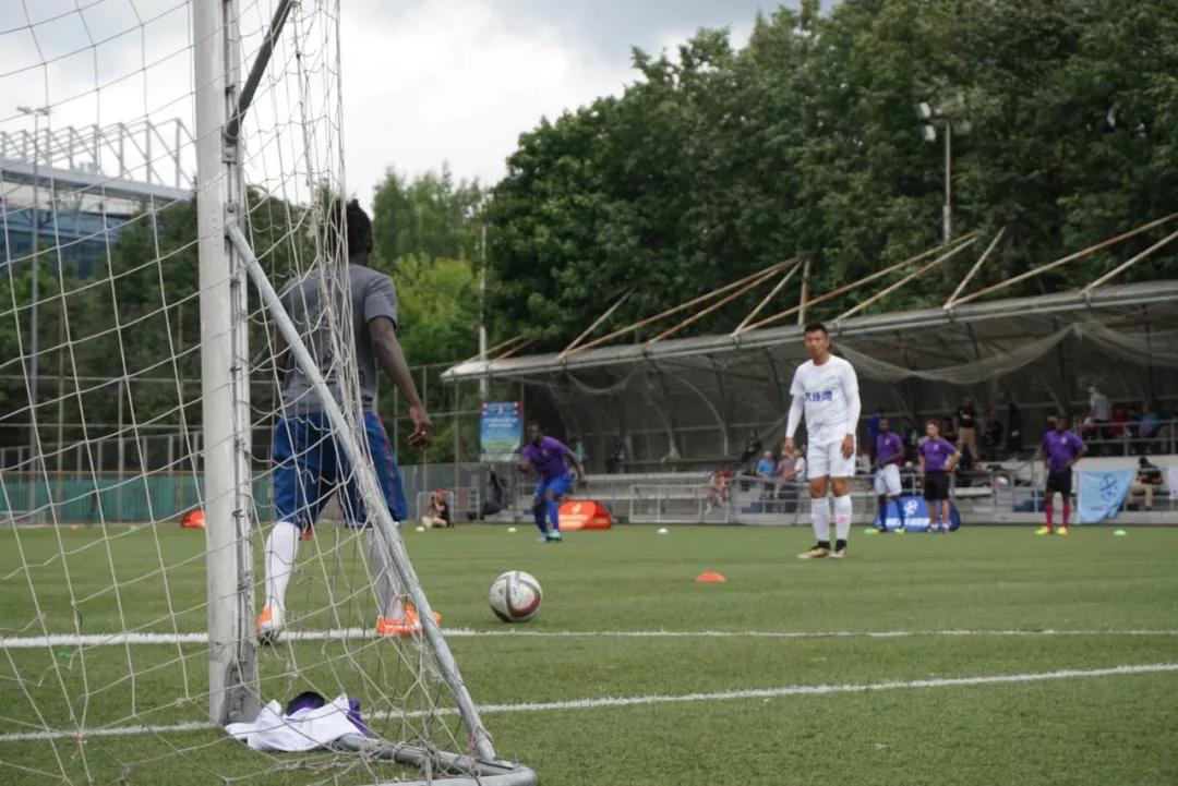 涓縿鍙嬭皧涓嶅彉涓囧彜闀块潚,涓嫃鍙嬭皧涓囧彜闀块潚瑙嗛