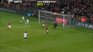 c罗的电梯球教学,c罗的落叶球绝技